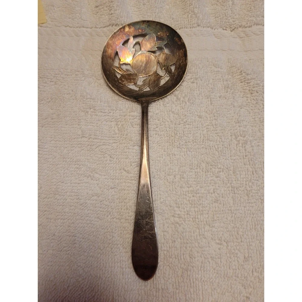 Vintage Original Rogers Estate Silverplate Pierced Tomato Server Spoon 7.5 in.